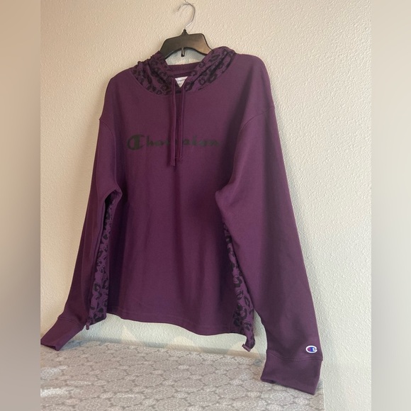 Champion~NWOT~Pretty Plum~Color Block~French Terry~Sweatshirt~Hoodie~Size XL/XG - Picture 1 of 16